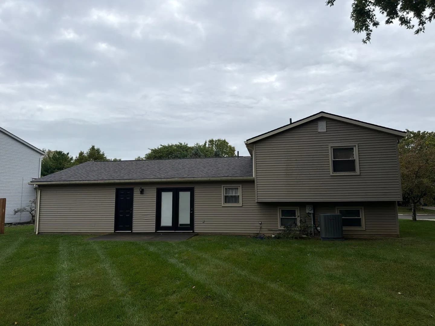Gallery photos for Owens Corning Duration Roof Replacement in Delaware Ohio: Image #1
