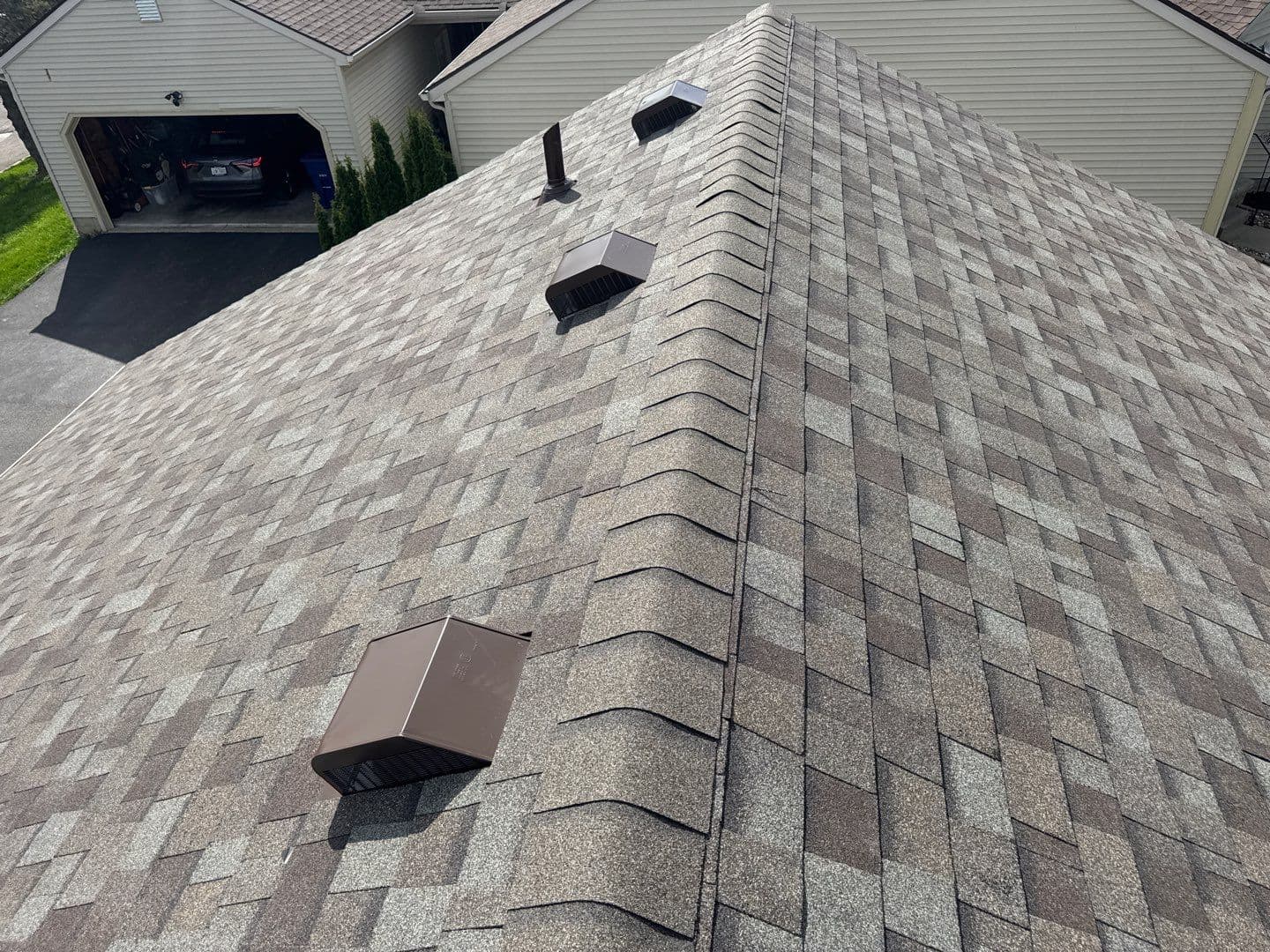 Gallery photos for Full Roof Replacement with Owens Corning Duration Shingles in Delaware Ohio: Image #3