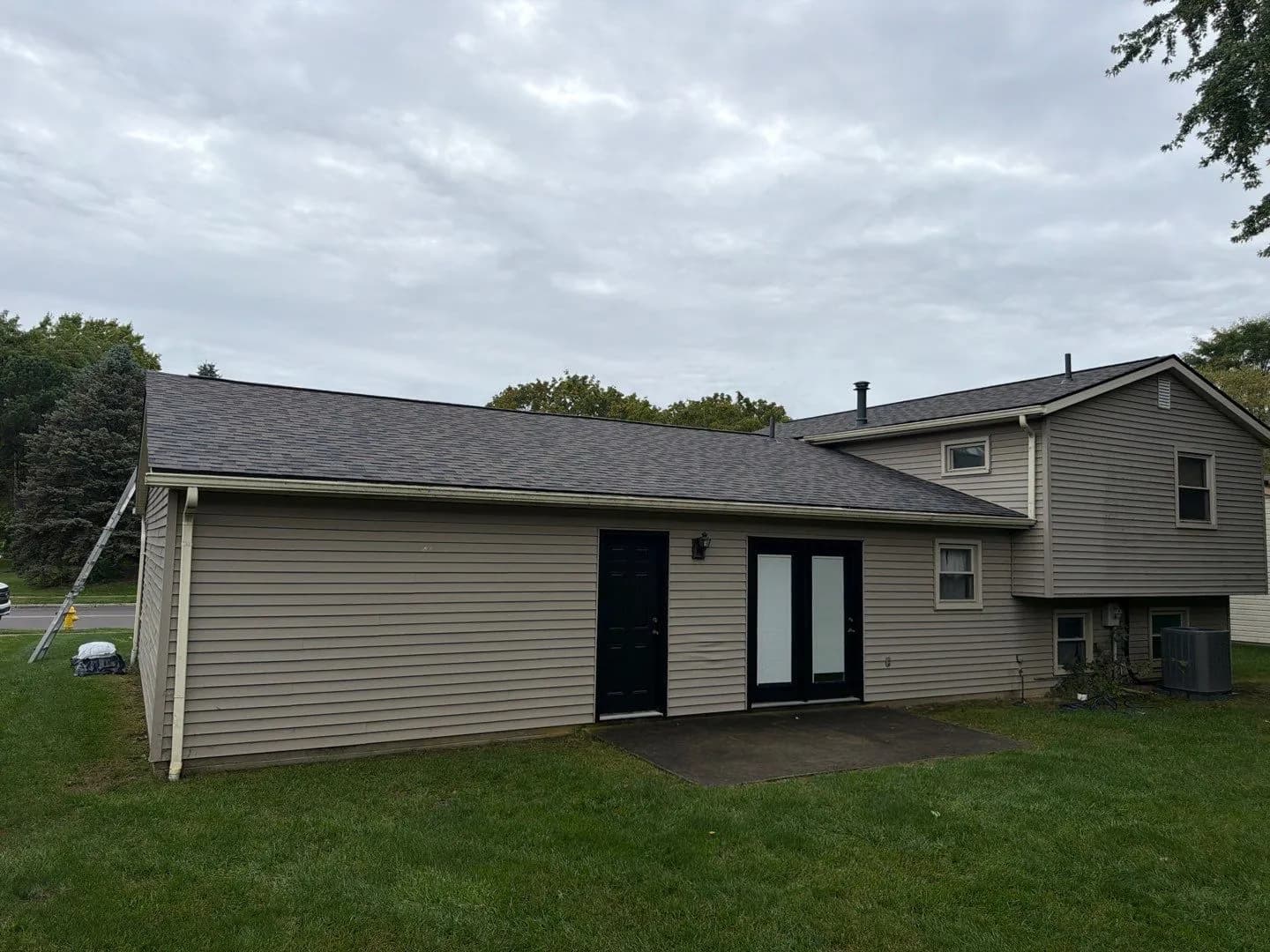 Gallery photos for Owens Corning Duration Roof Replacement in Delaware Ohio: Image #2